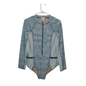 Cabana Life One Piece Size Large Long Sleeve Zip Front Swimsuit White and Blue